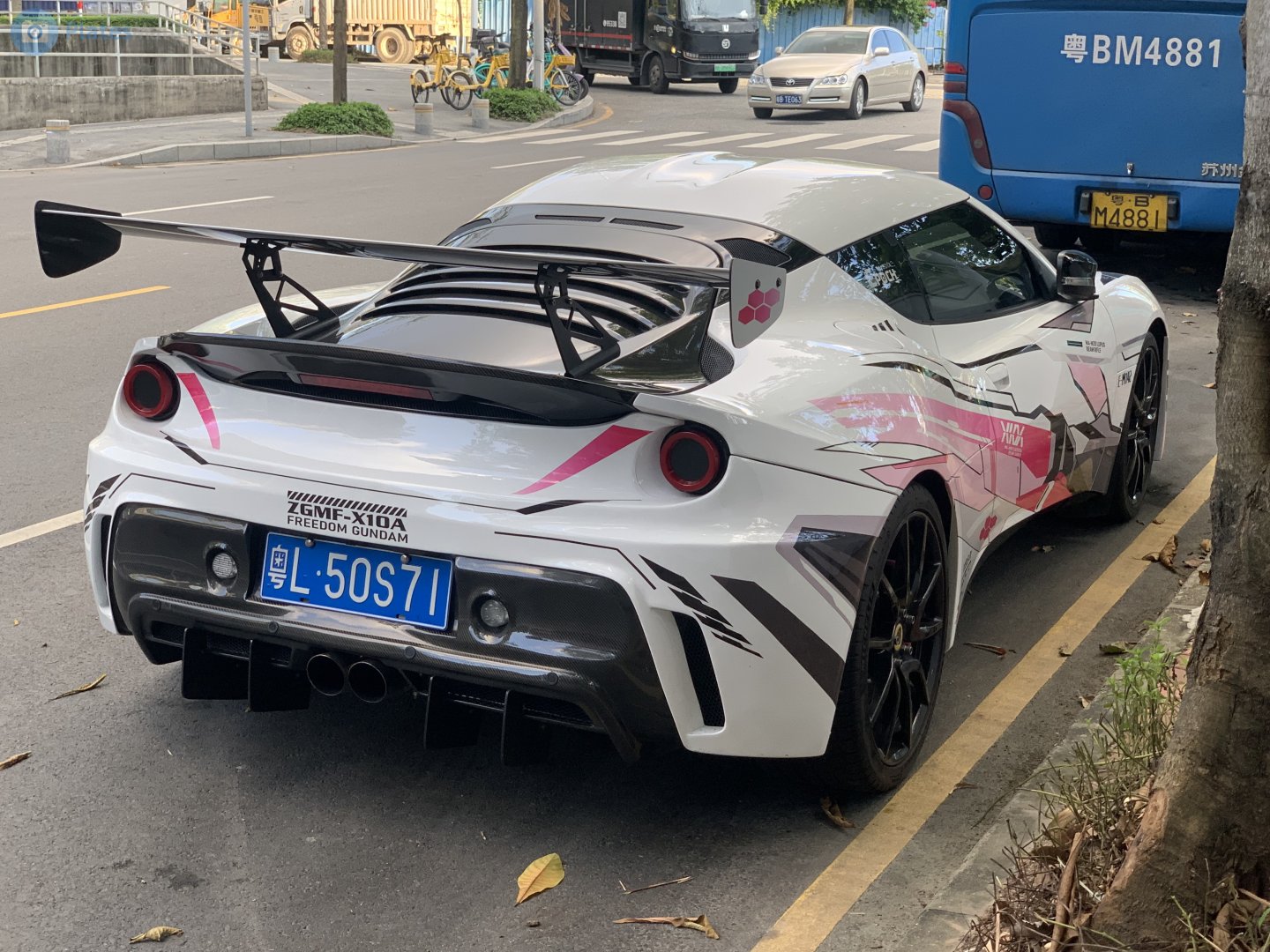 粤L·50S71, Lotus Evora 