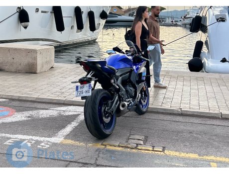 HF-725-HX, Yamaha YZF