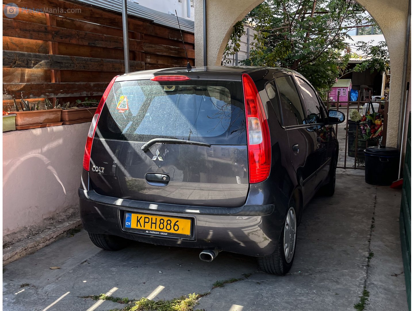 KPH 886, Mitsubishi Colt 8th gen 5-door Hatch (Z30), 2002–2010 (–2012 for JP-market)