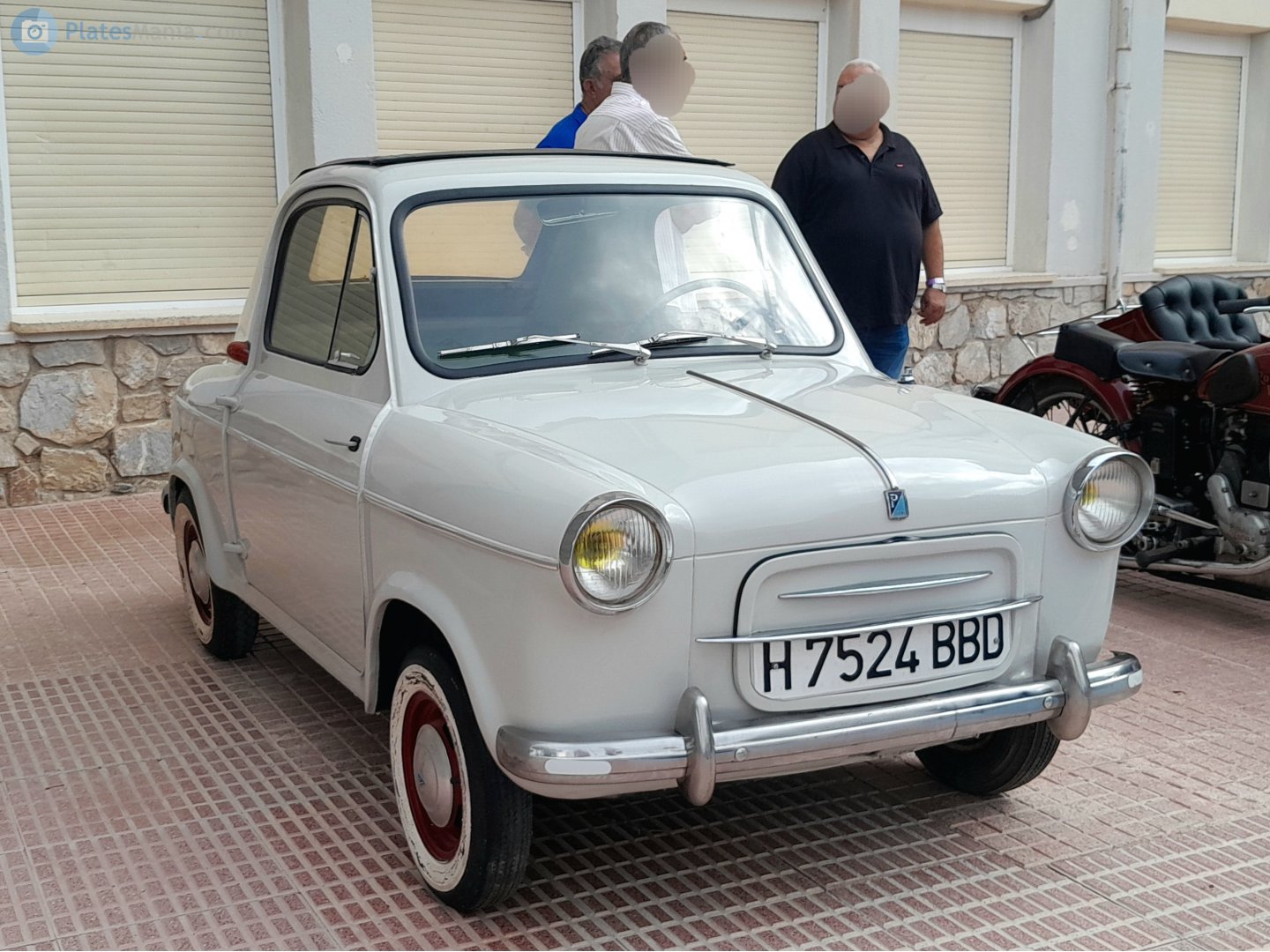 H 7524 BBD, Piaggio Vespa 400 