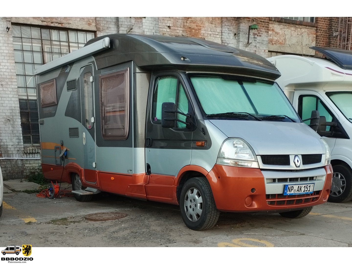 NP AK 151 (02/10), Bürstner Mega Van 