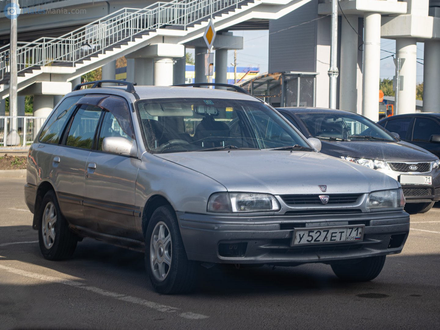 у 527 ет 71, Nissan Wingroad 1st gen (Y10), 1996–1999