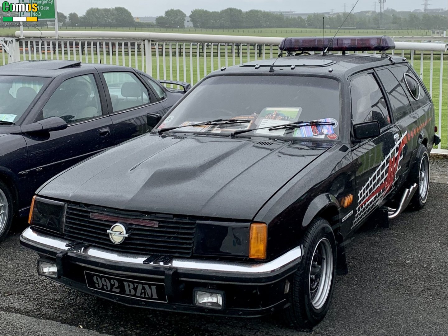 992BZM, Opel Rekord 5th gen 3-door Caravan (E1), 1977–1982