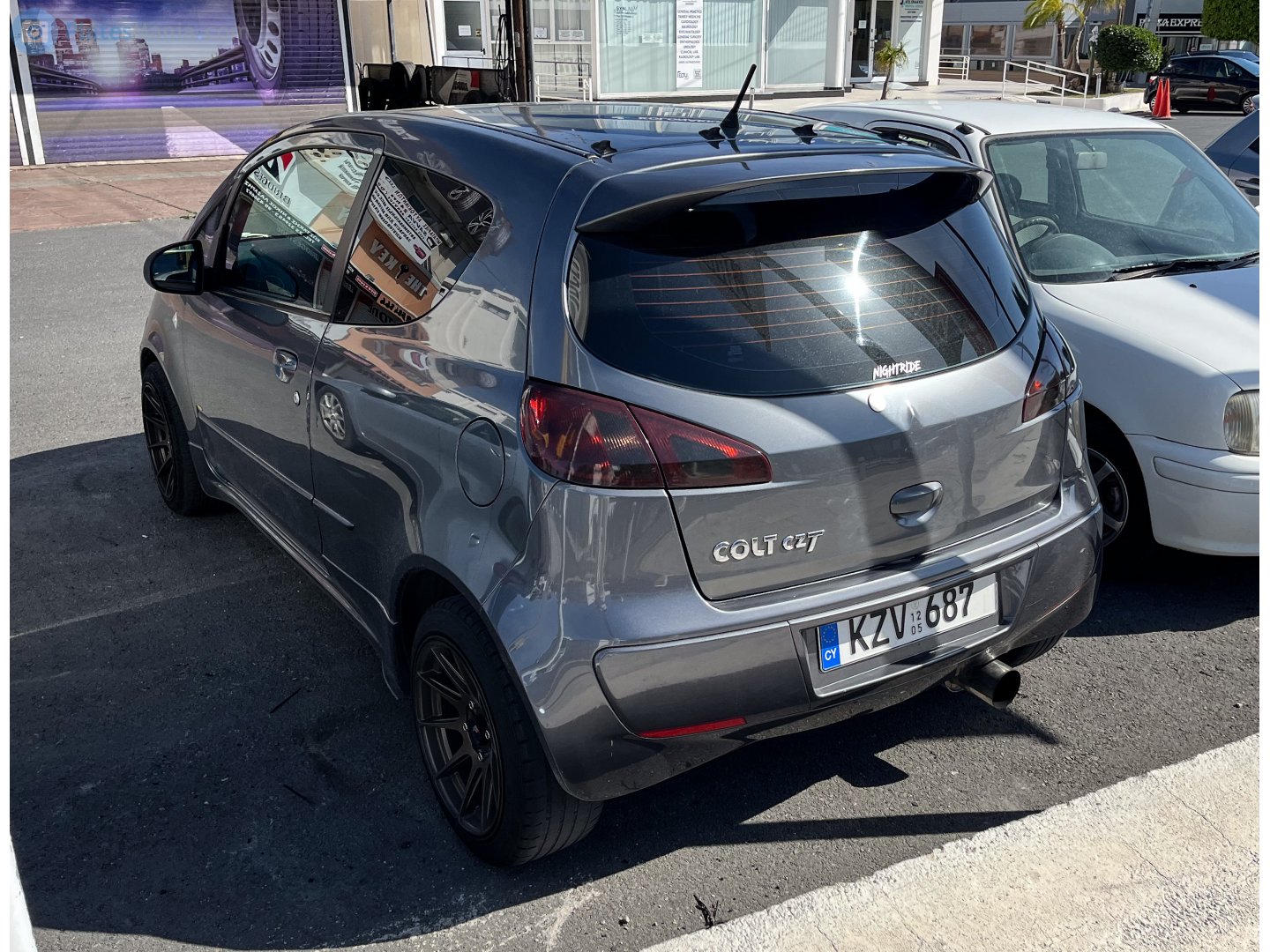 KZV 687, Mitsubishi Colt 8th gen 3-door Hatch (Z30), 2002–2008