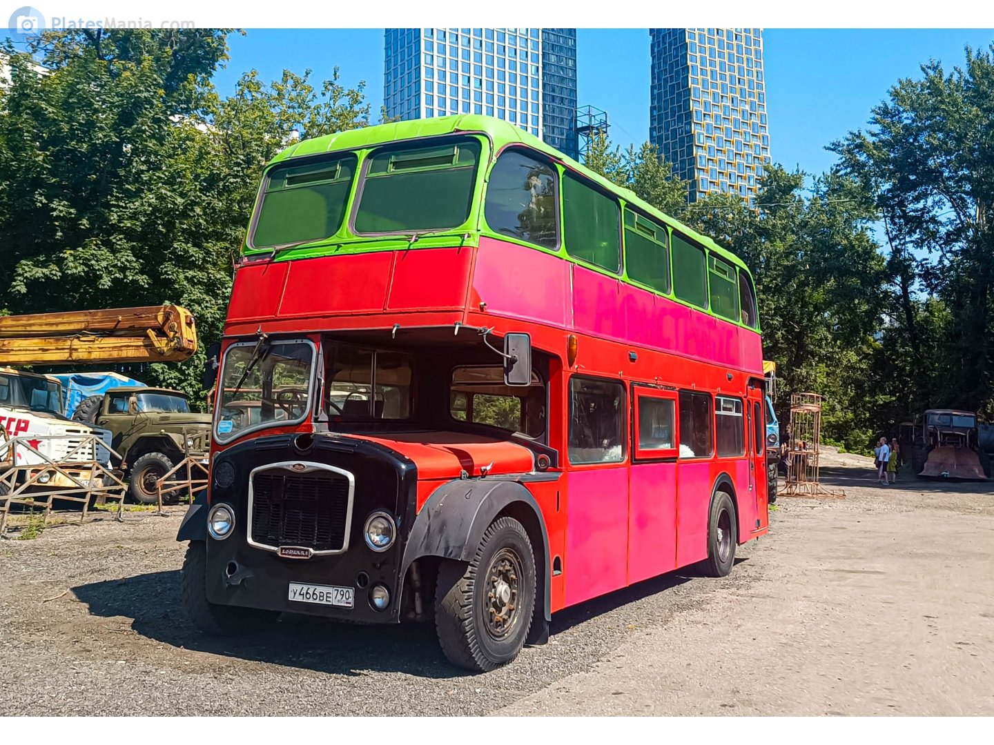 у 466 ве 790, Bristol Lodekka 