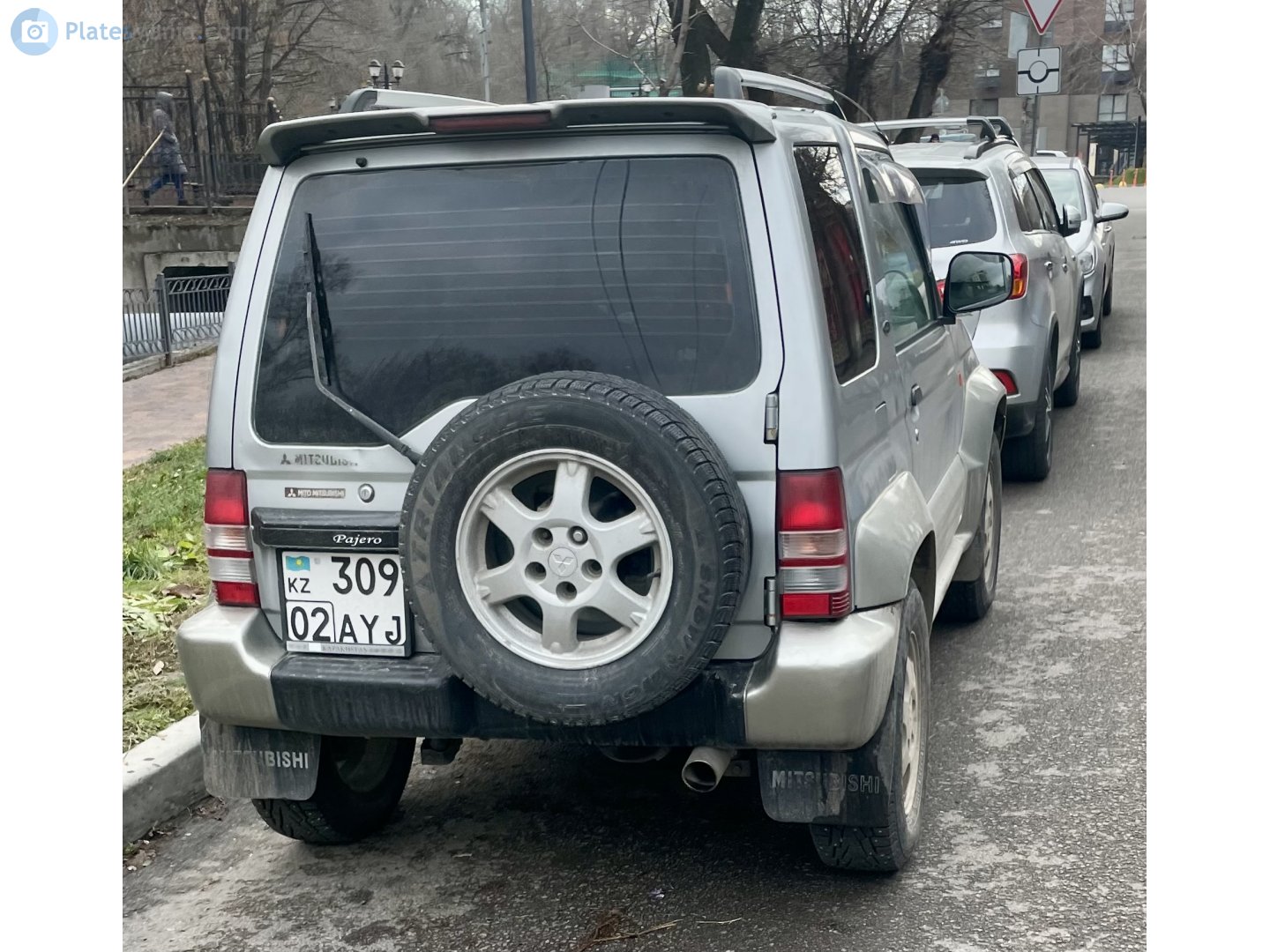 309 AYJ 02, Mitsubishi Pajero Junior 1st gen (H57A), 1995–1998