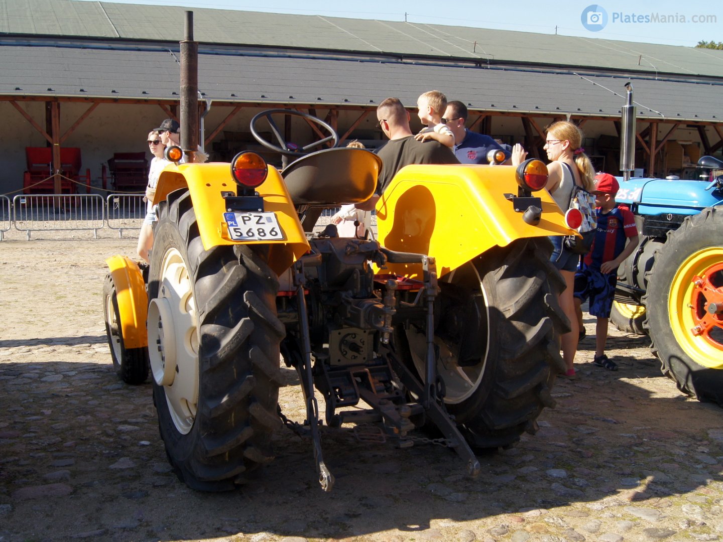 PZ 5686, Ursus C-Series C-330/C-330M/C-335/C-335M, 1967–1993