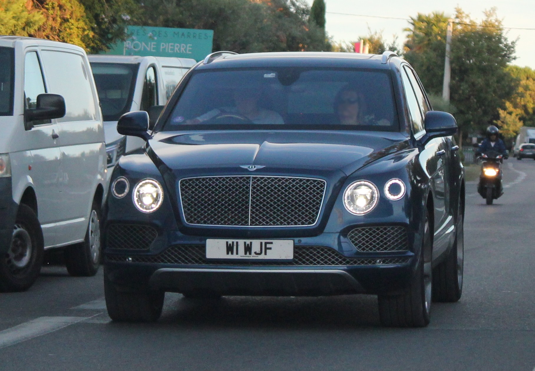 W1WJF, Bentley Bentayga 1st gen (PL71), 2016–2020