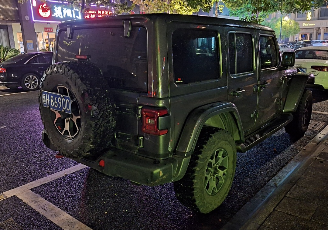 赣H·86900, Jeep Wrangler 4th gen 5-door SUV (JL), 2018–