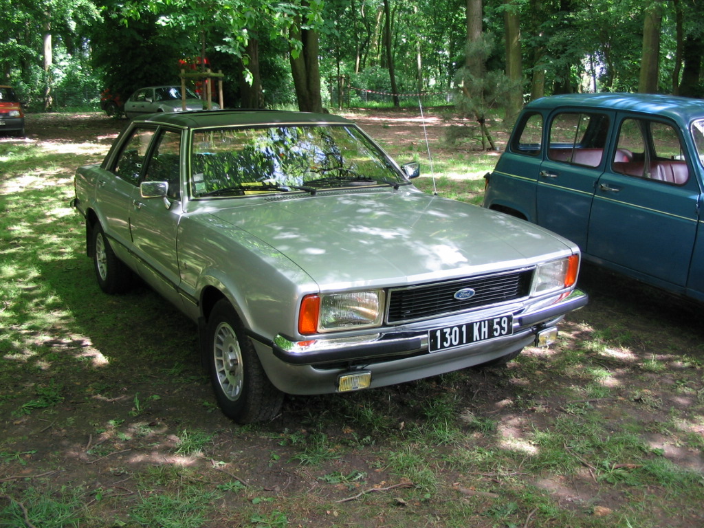 1301 KH 59, Ford Taunus 7th gen 4-door Sedan (TC2), 1975–1979