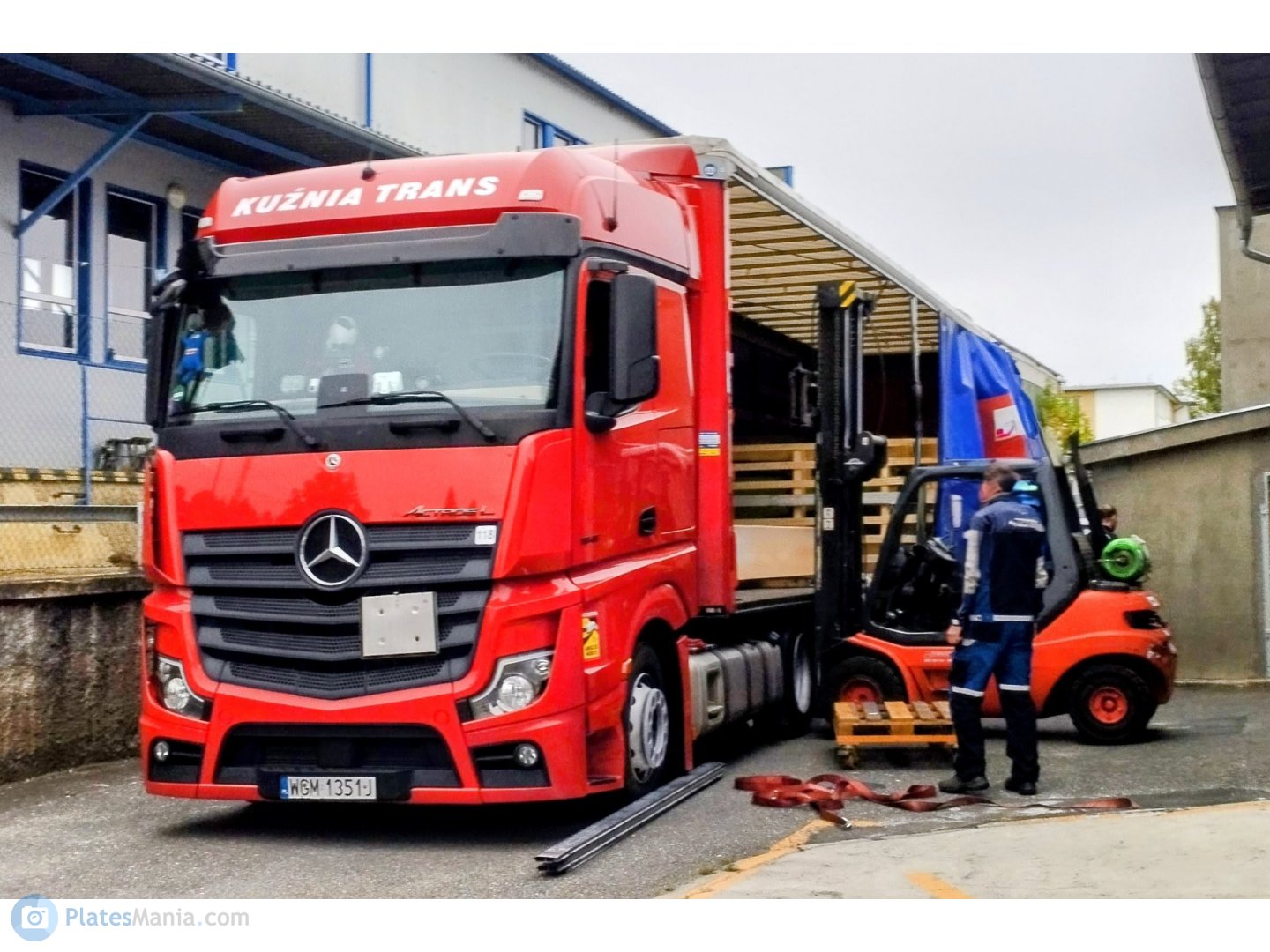 WGM 1351J, Mercedes-Benz Actros 3rd gen (MP4/MP5), 2011–