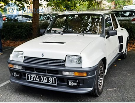 1374 XQ 91, Renault 5