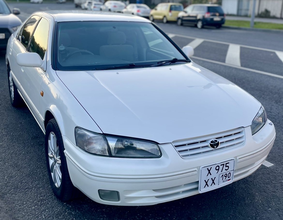х 975 хх 190, Toyota Camry Gracia Sedan (XV20), 1996–2001
