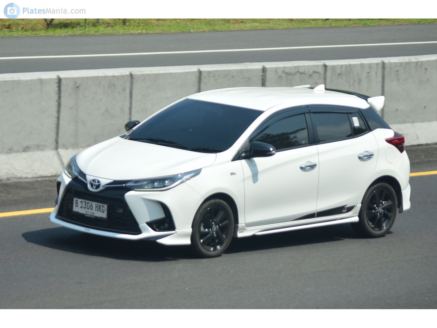 B 1306 HKG, Toyota Yaris 3rd gen Hatch (XP150), 2nd facelift, 2020–2023