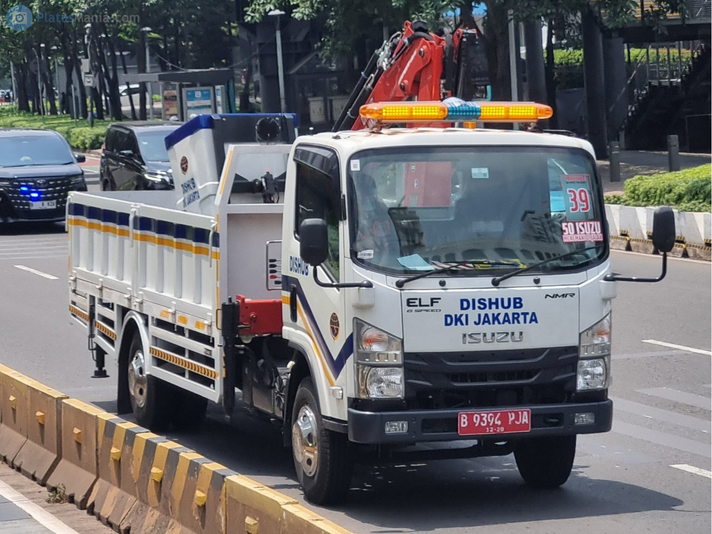 B 9394 PJA, Isuzu Elf 6th gen High (NLR/NMR) and Wide Cab (NNR/NPR), 2006­–2023
