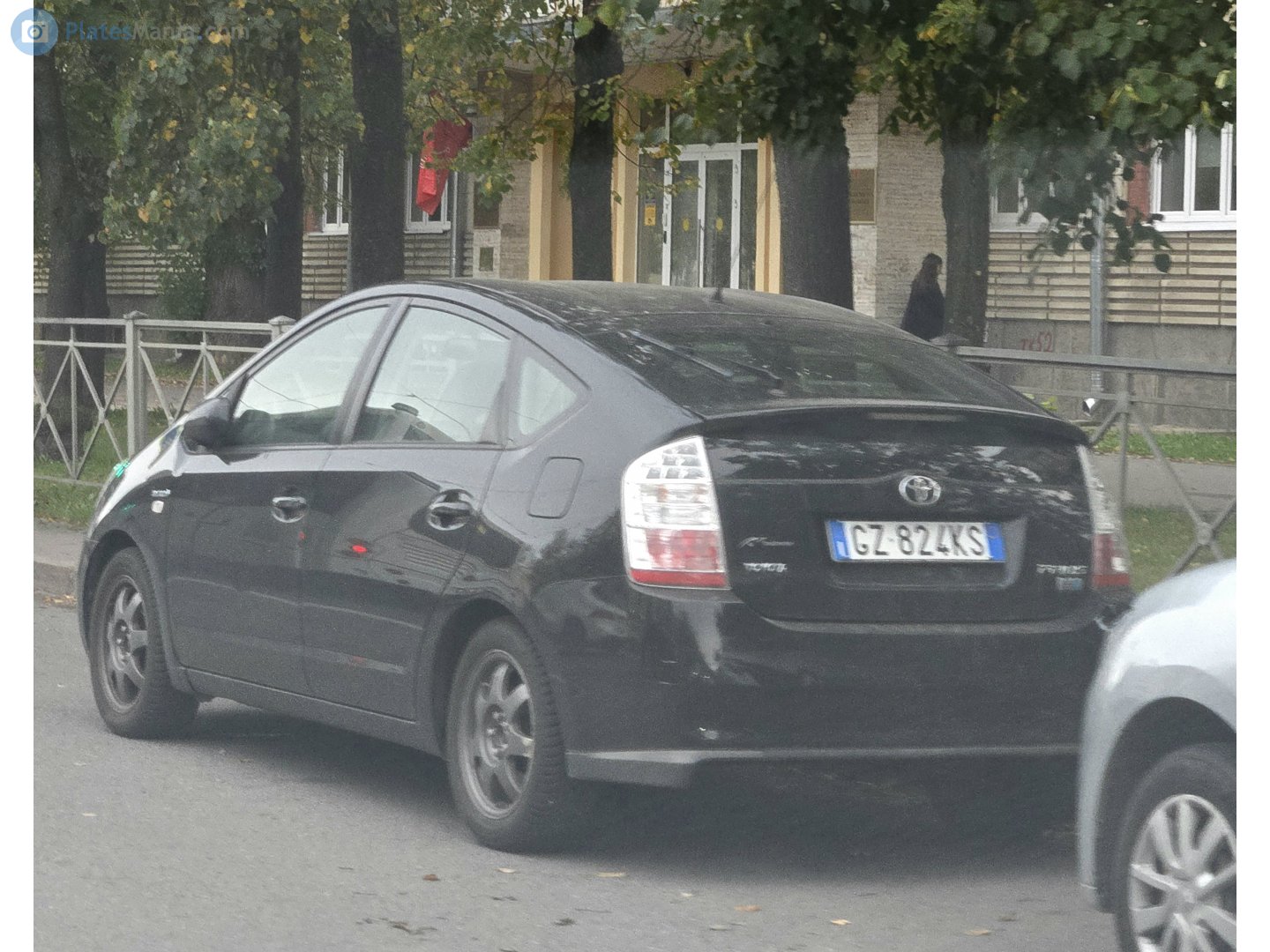 GZ 824 KS, Toyota Prius 2nd gen (NHW20), 2003–2011