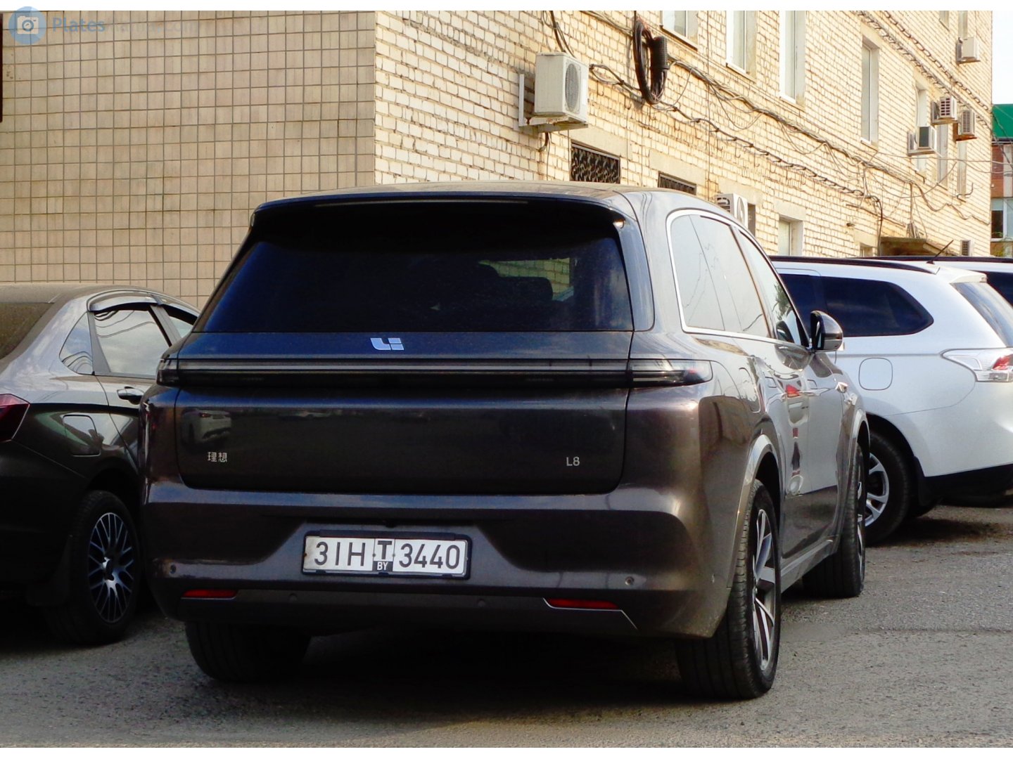 3IH T 3440, Li Xiang L8 1st gen, 2022–