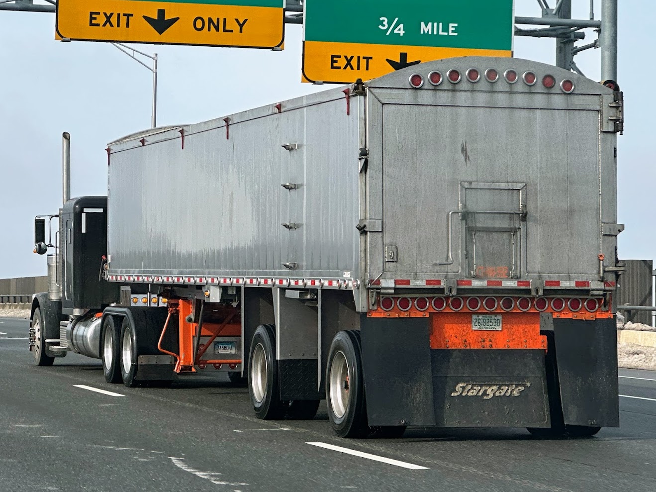 26-9253D, Semi Trailer (12-3456X) 