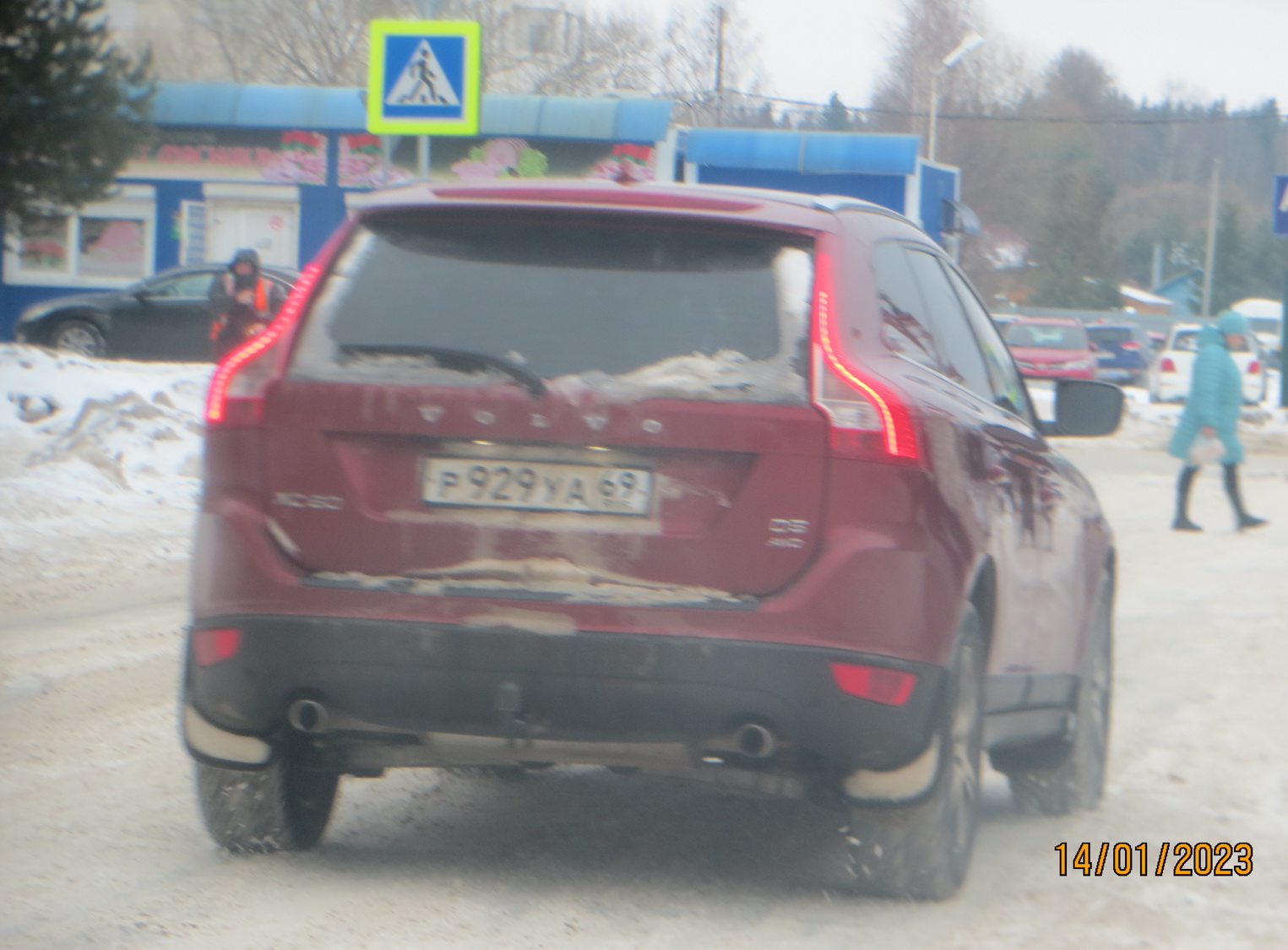 р 929 уа 69, Volvo XC60 1st gen (156), 2008–2013