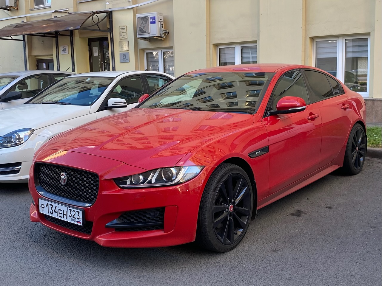 р 134 ен 323, Jaguar XE 1st gen (X760), 2015–2019