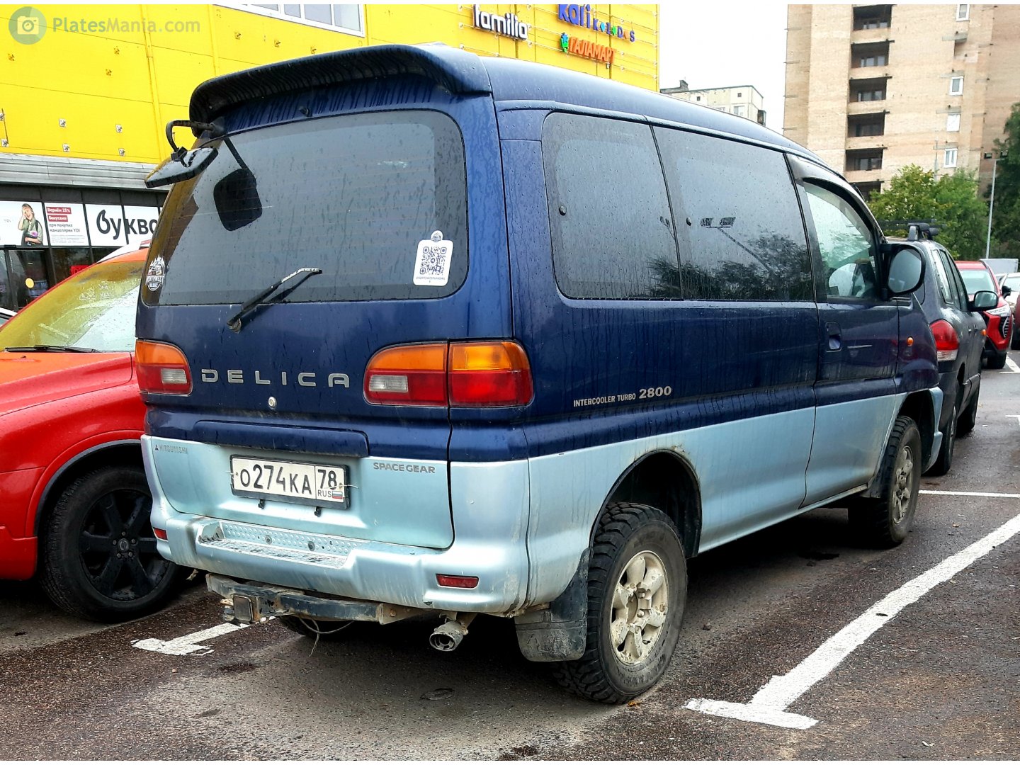 о 274 ка 78, Mitsubishi Delica 3rd gen Star Wagon, 1st facelift, 1990–1999