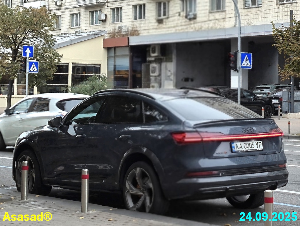 AA 0005 YP, Audi e-tron 1st gen Sportback (GEA), 2020–2022