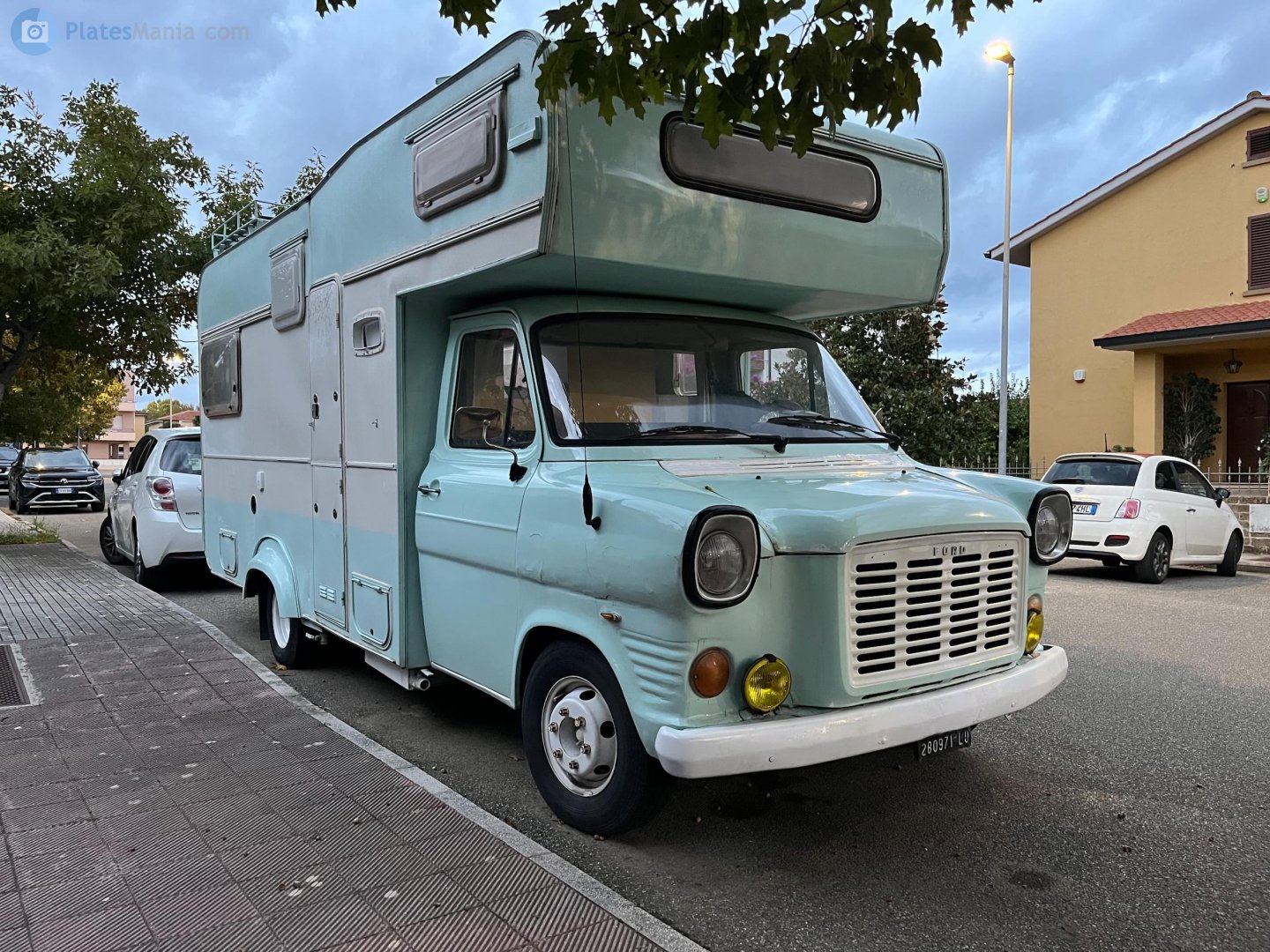 LU 280971, Ford Transit 1st gen Single Cab, 1965–1977