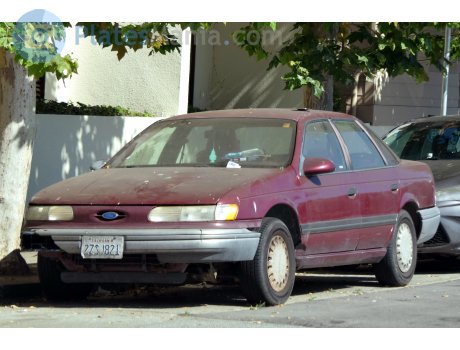 2ZSJ821, Ford Taurus