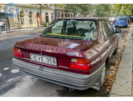 EVE-058, Ford Escort