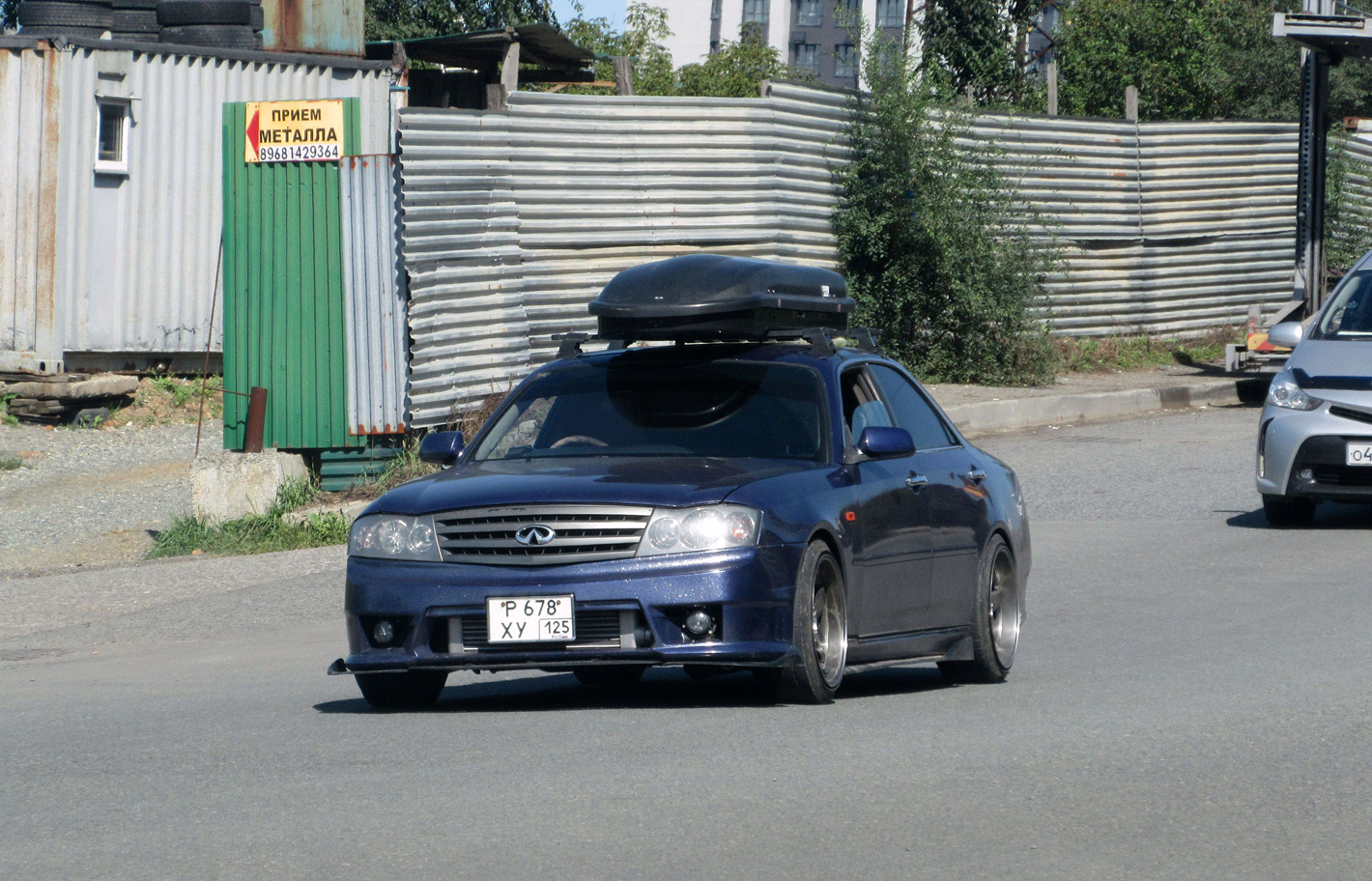 р 678 ху 125, Nissan Cedric 10th gen (Y34), 1999–2004
