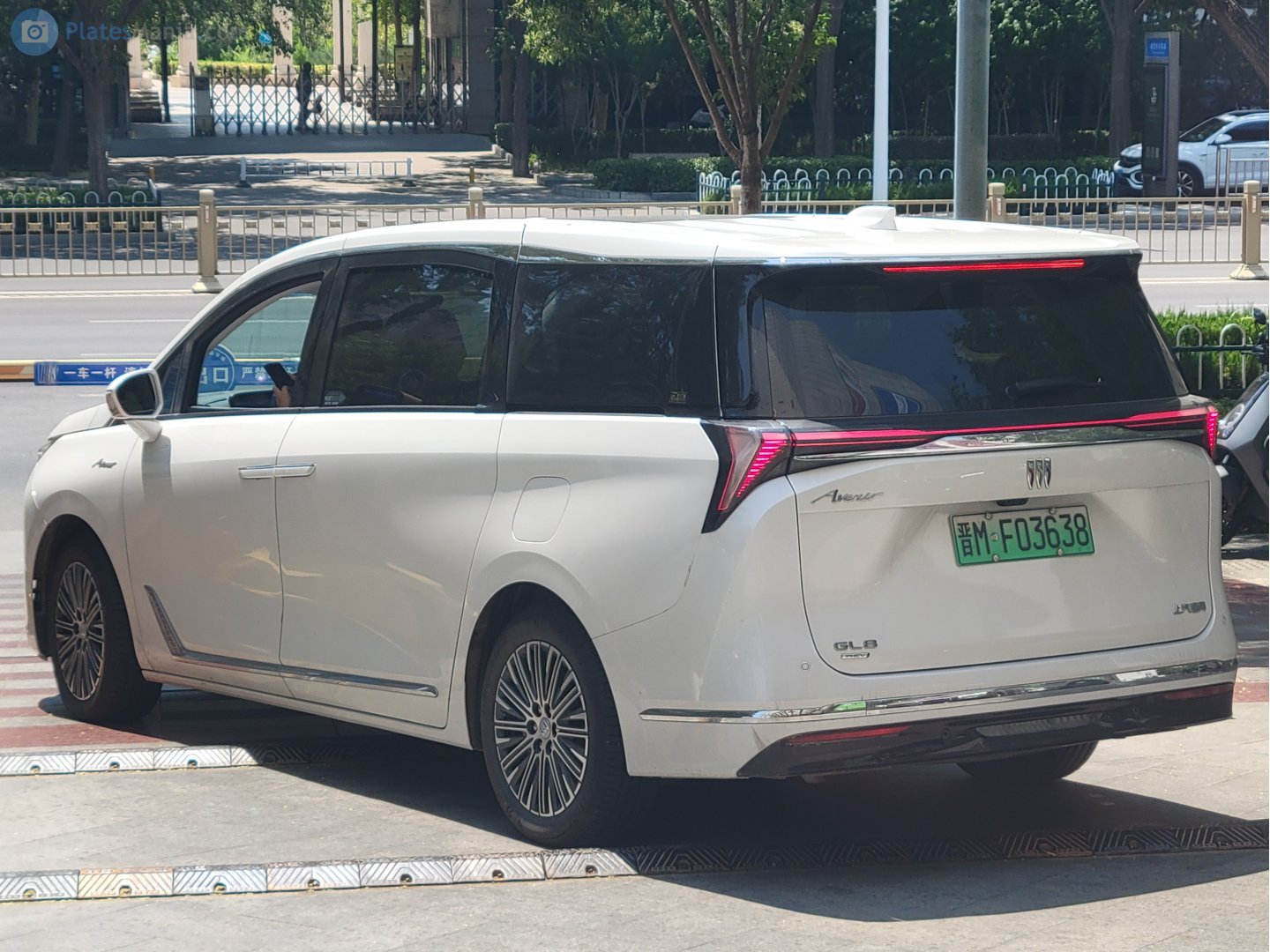 晋M·F03638, Buick GL8 3rd gen PHEV/Hybrid (SGM358), 2nd facelift, 2024–