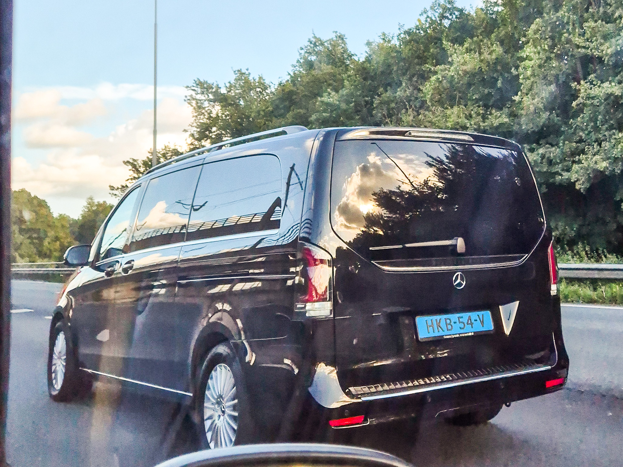 HKB-54-V, Mercedes-Benz EQV 1st gen, facelift (W447), 2024–