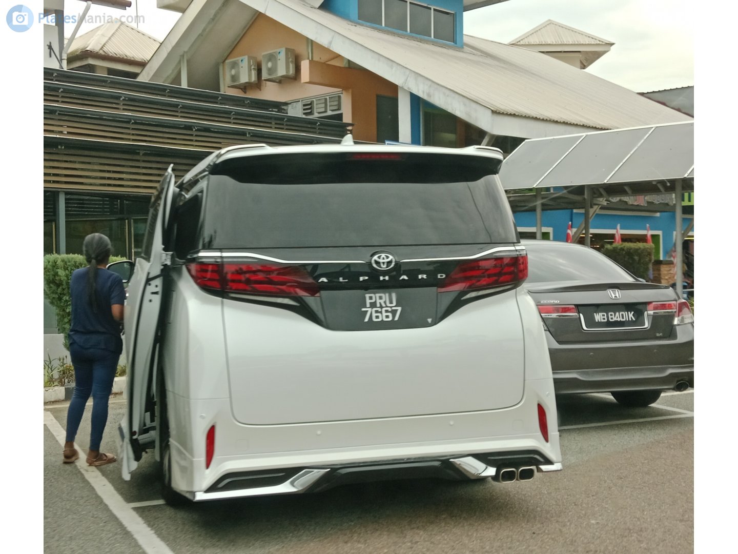 PRU 7667, Toyota Alphard 4th gen (AH40), 2023–