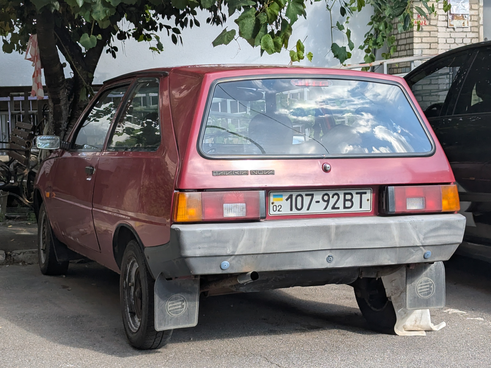 02 107-92 BT, ZAZ 1102 11024 Таврия (Tavria) Wagon, 1991–2007