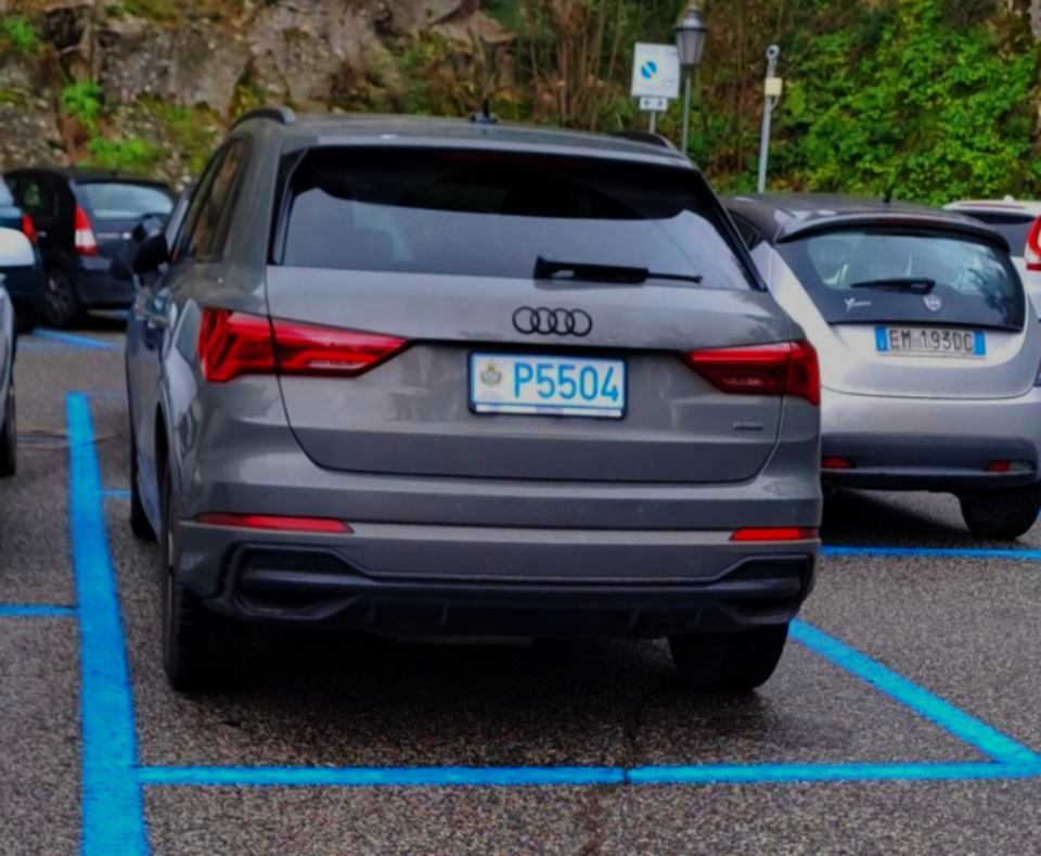 P5504, Audi Q3 2nd gen SUV (F3B), 2018–