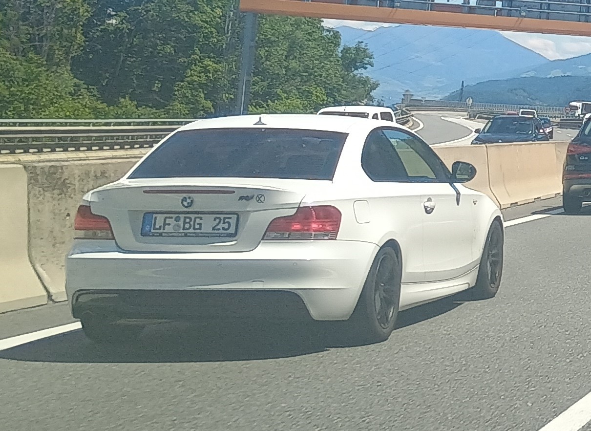 LF BG 25, BMW 1 Series 1st gen Coupé (E82), 2007–2013