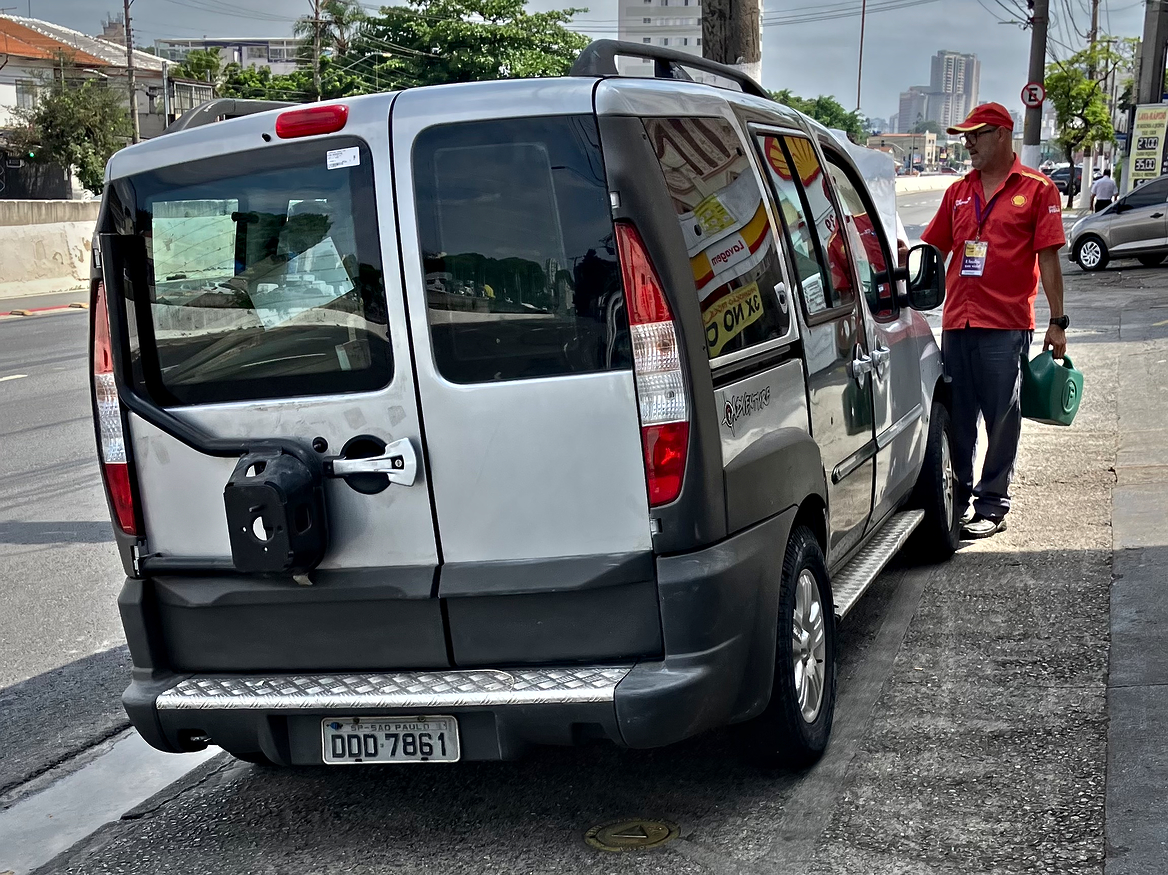 DDD-7861, FIAT Doblò 1st gen (223), 2000–2005 (–2009 for BR-market)