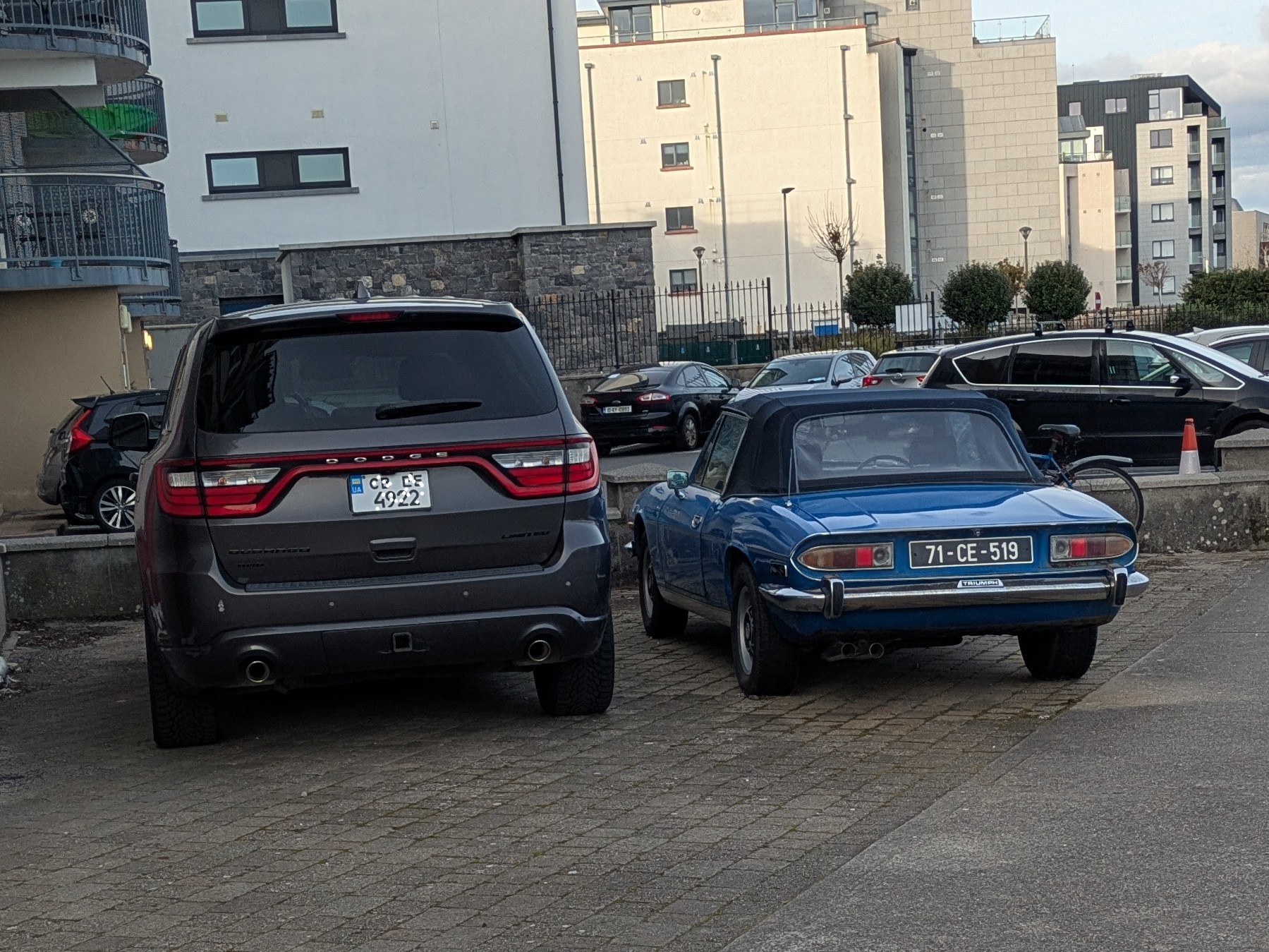 71-CE-519, Triumph Stag 