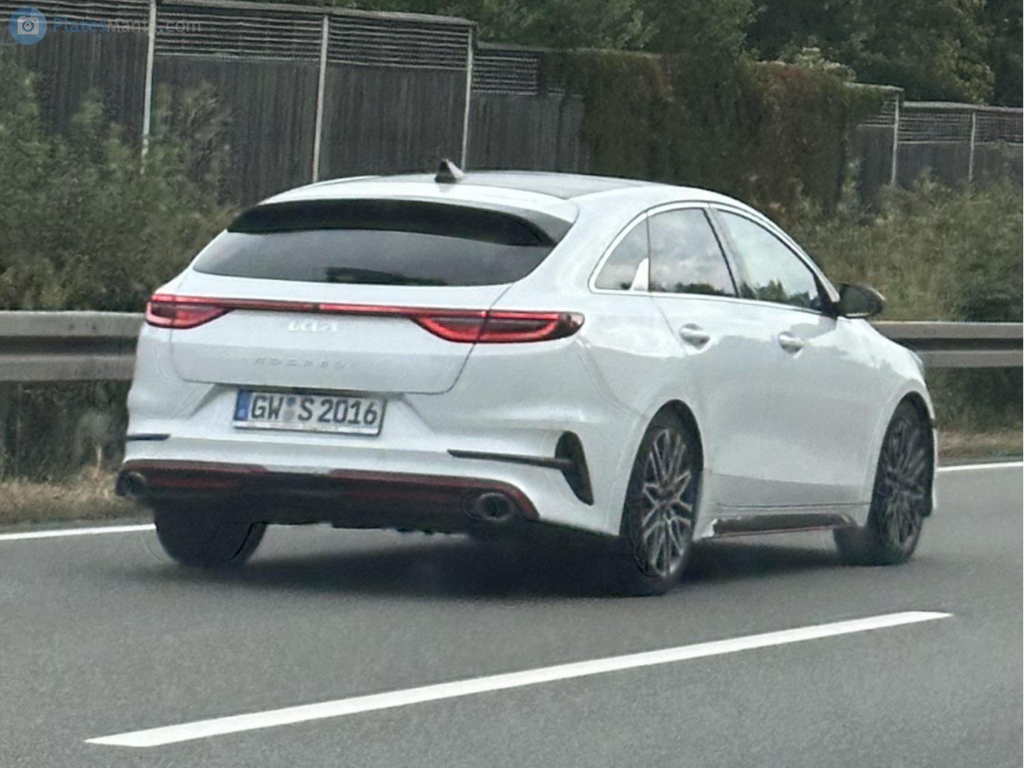 GW S 2016, Kia Ceed 3rd gen ProCeed Shooting Brake (CD), facelift, 2021–2024