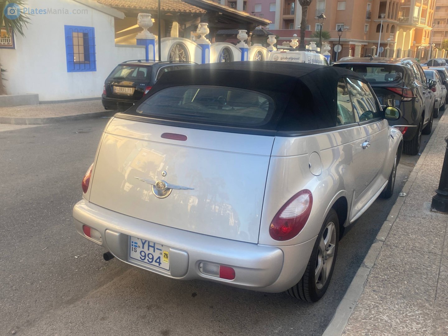 YH 994, Chrysler PT Cruiser 1st gen Convertible (PT), 2001–2005