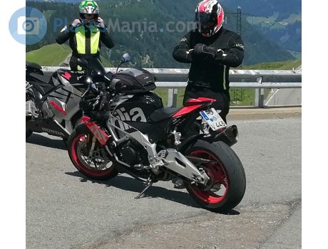 FO V 448 (03/10), Aprilia Tuono