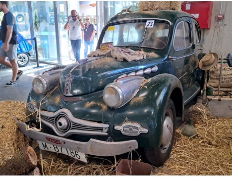 M-87186, Panhard Dyna X