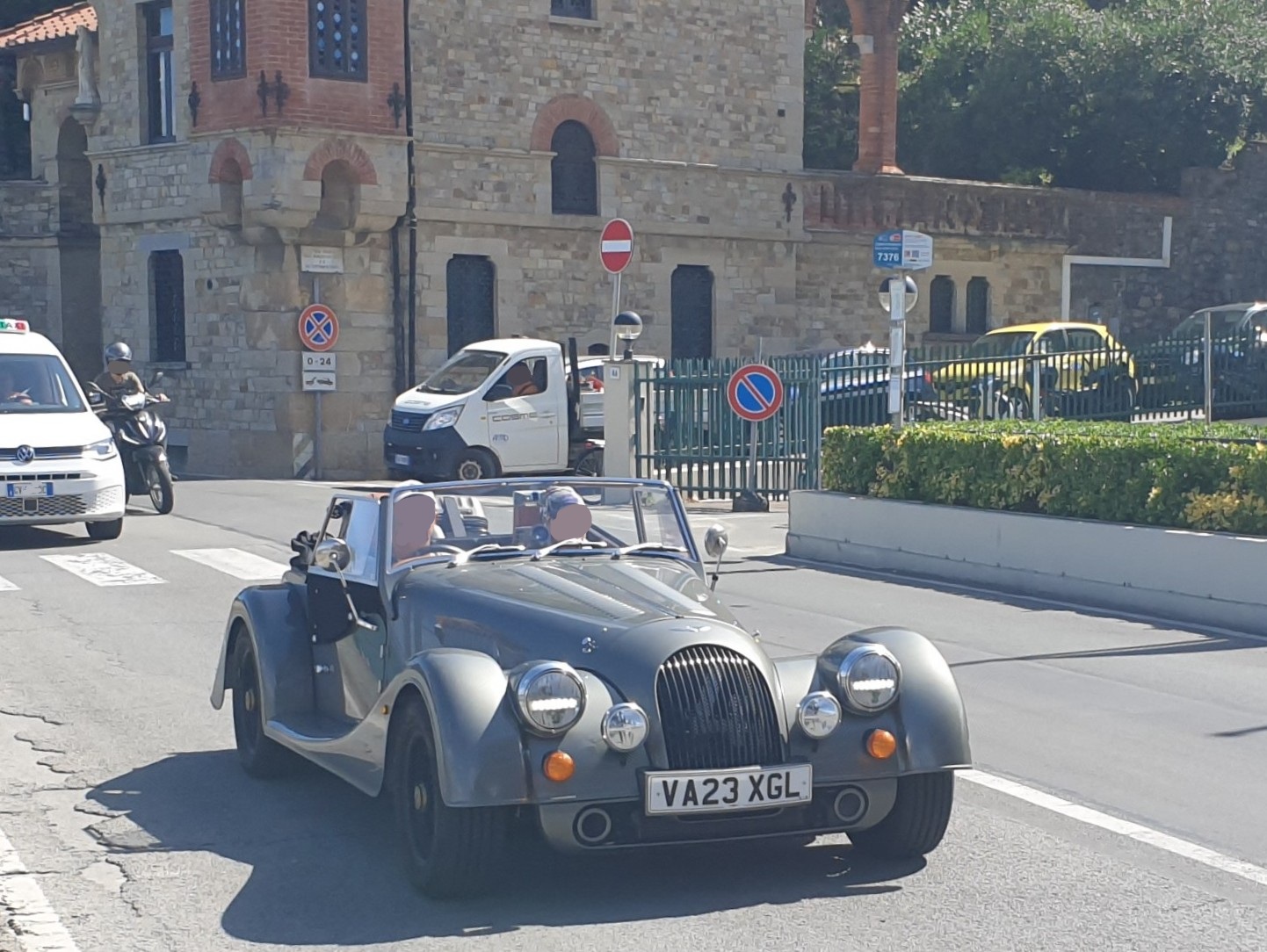 VA23XGL, Morgan Plus 4 