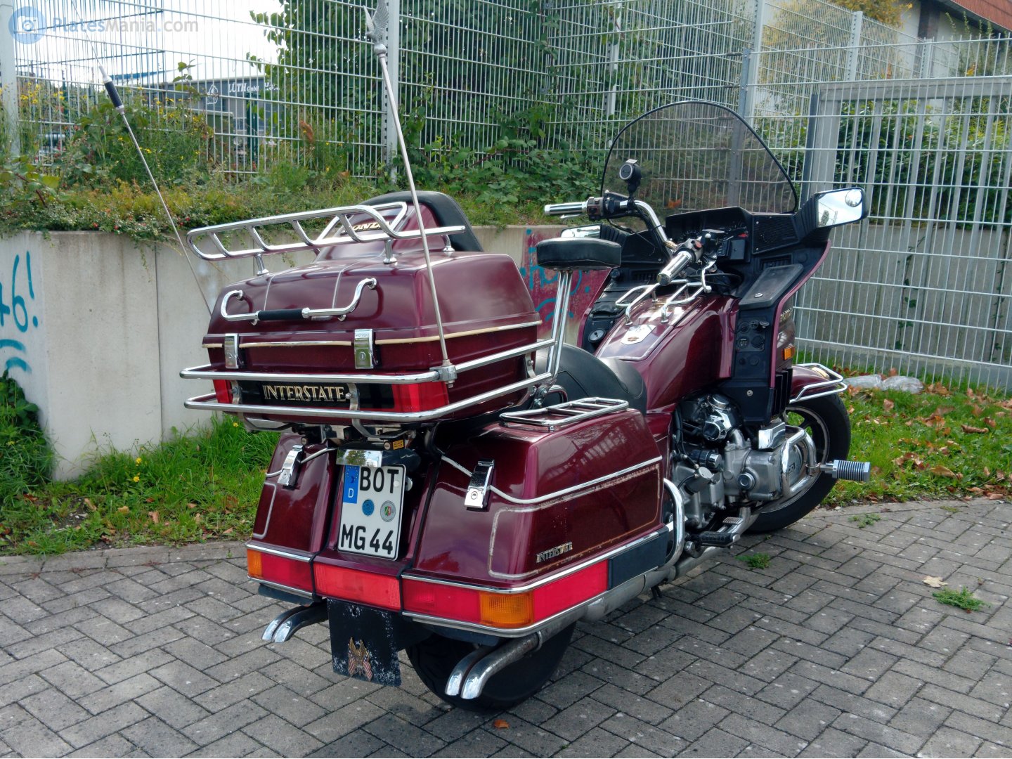 BOT MG 44, Honda Gold Wing 3rd gen GL1200 (SC14), 1983–1987