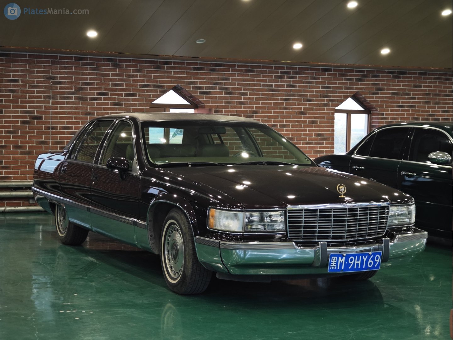 黑M·9HY69, Cadillac Fleetwood 2nd gen Sedan (D-body), 1992–1996