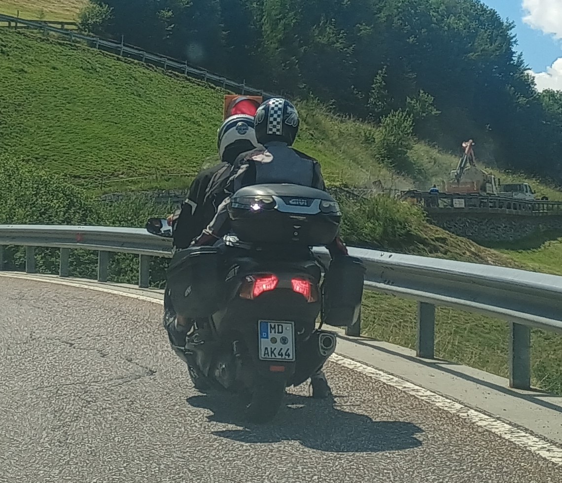 MD AK 44, Suzuki Burgman / Skywave 2nd gen 650, 2013–2018