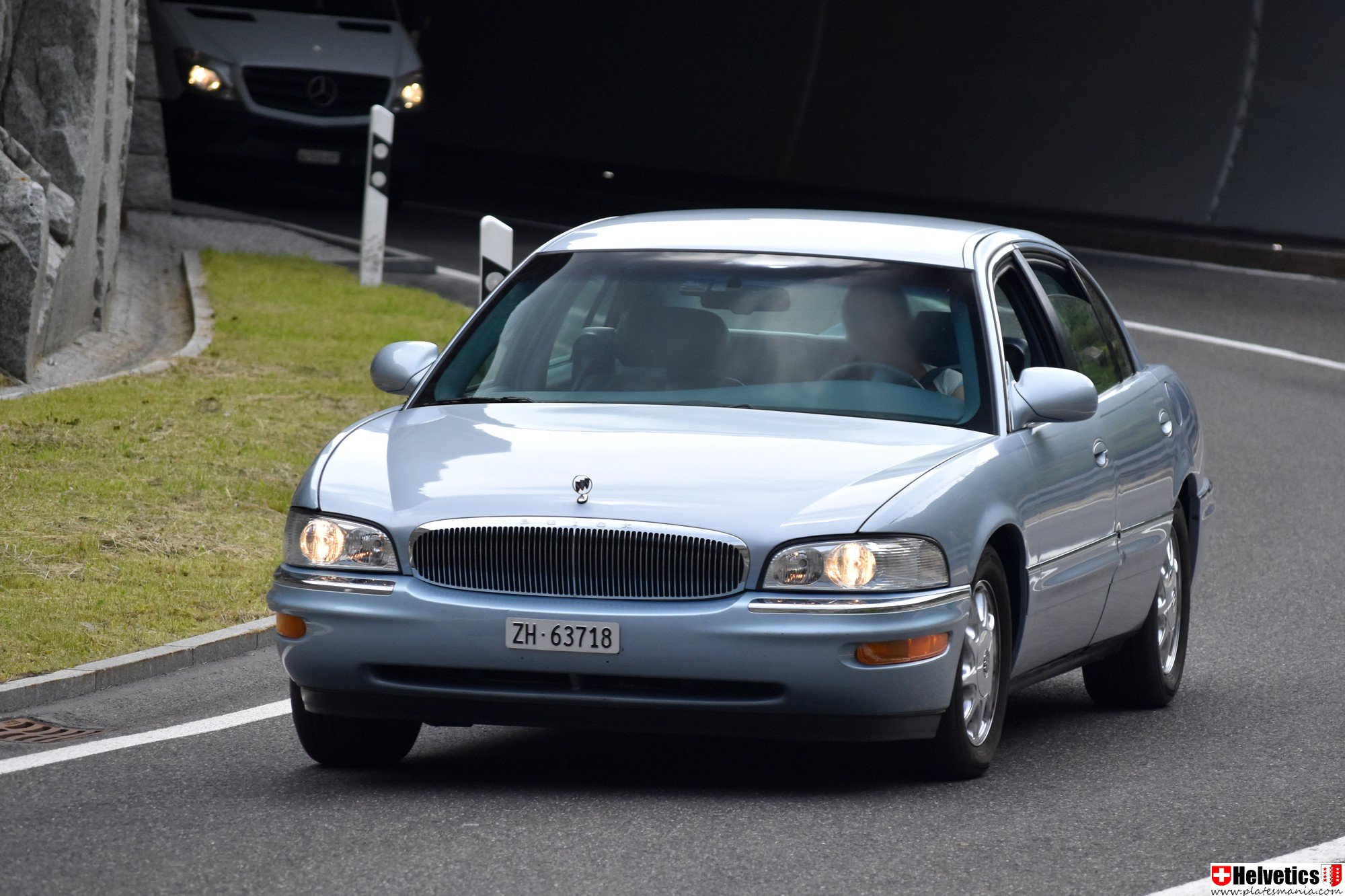 ZH 63718, Buick Park Avenue 2nd gen (G-body), 1996–2005
