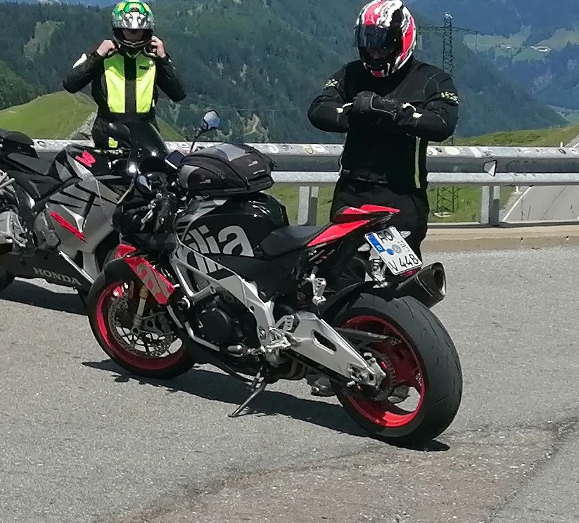 FO V 448 (03/10), Aprilia Tuono V4, 2012–