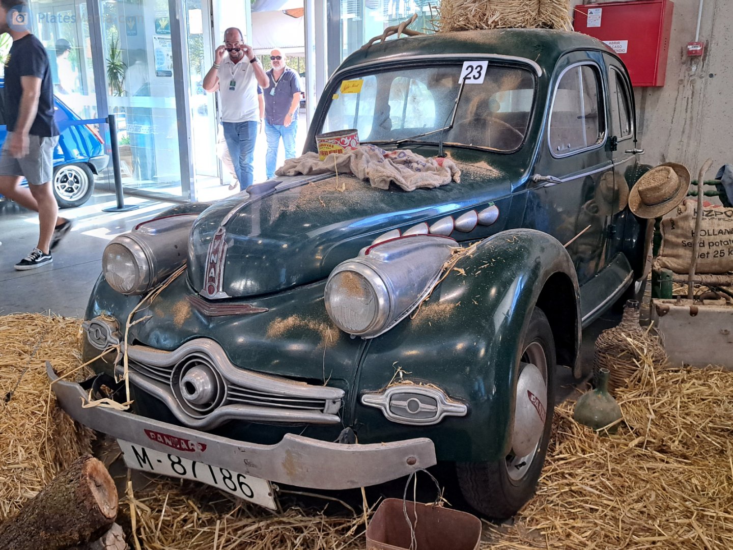 M-87186, Panhard Dyna X 