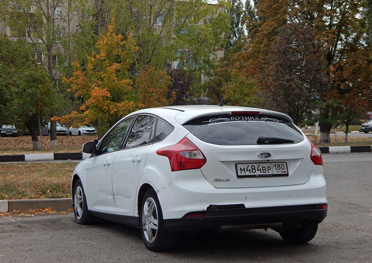 м 484 вр 180, Ford Focus 3rd gen Hatch (DYB; C346), 2011–2015